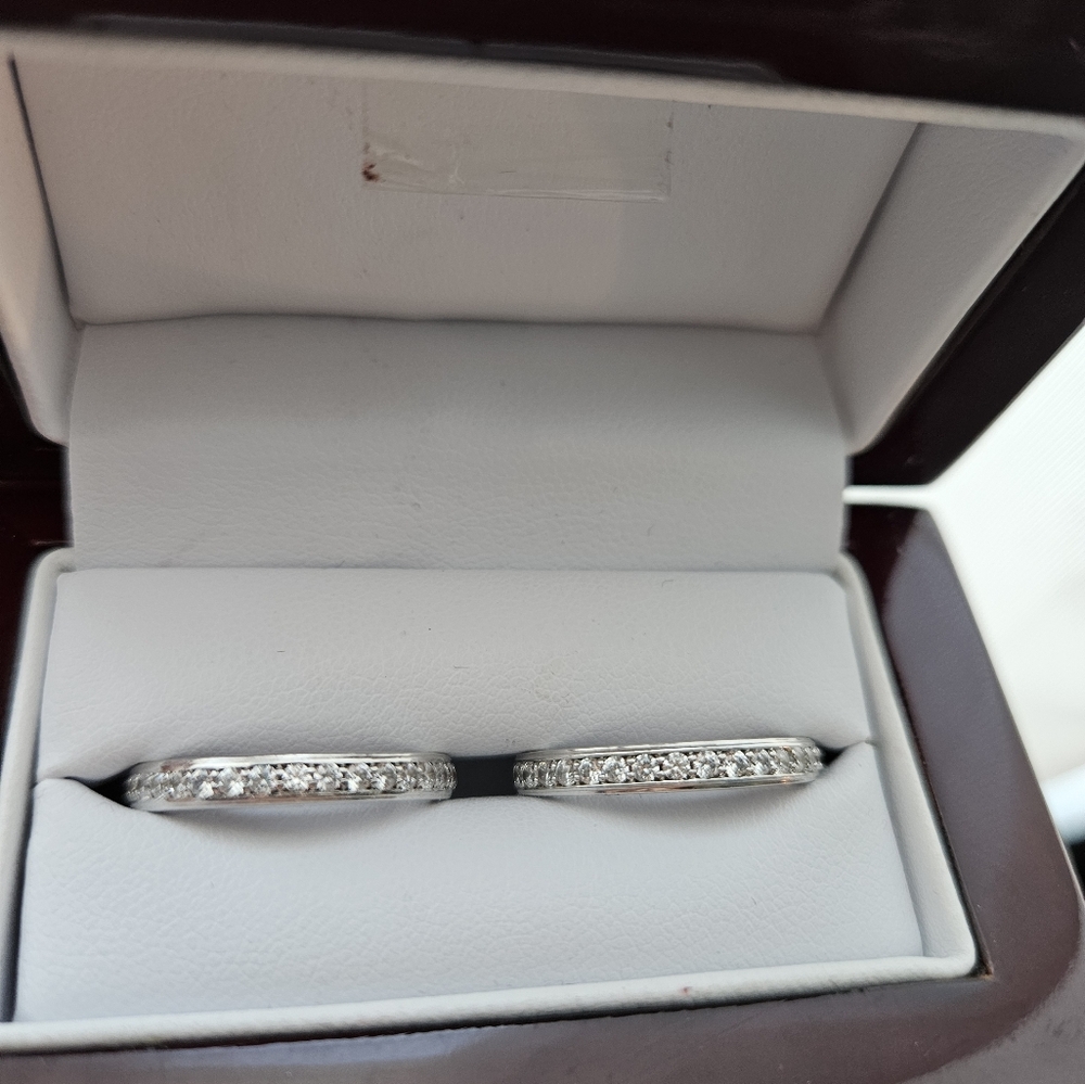 Agape Simulate diamond bands Sz 8